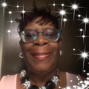 Meet your Posher, Evangela